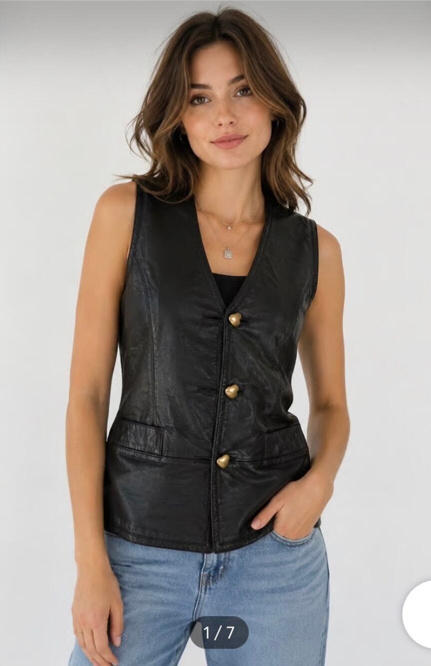 Vintage Wilsons Leather Black Genuine Leather Vest Heart Buttons Women’s Medium